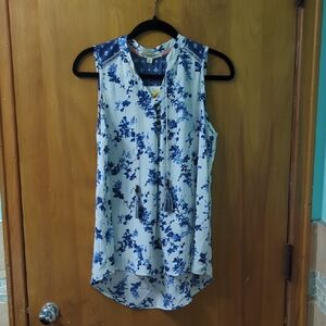 Rewind Blue Floral Sleeveless Blouse